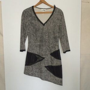 Joseph Ribkoff Womens Top Tunic Sz 6 Black Asymmetrical Hem V-Neck 3\4 Sleeve